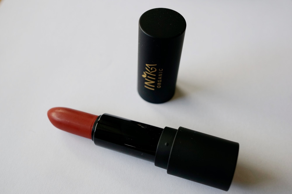 Inika lipstick