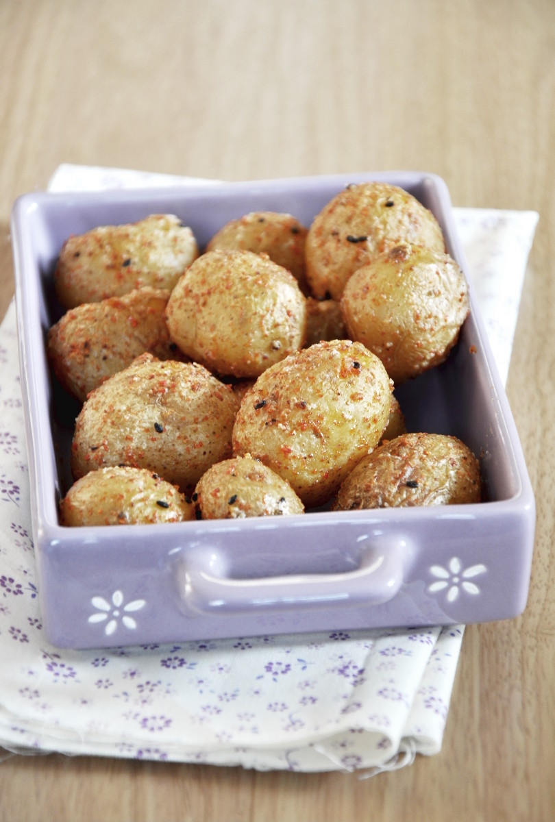 Roasted New Potatoes with Shichimi Seasoning